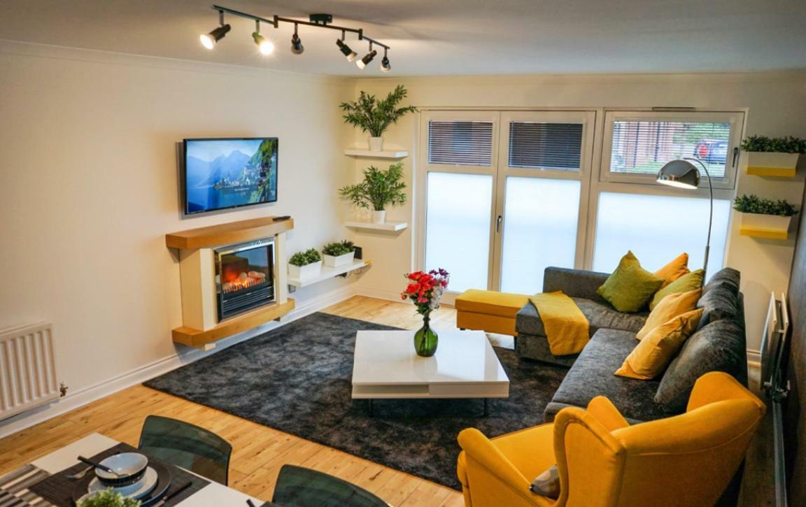 Hydro Apartment With Free Car Park Glasgow Buitenkant foto